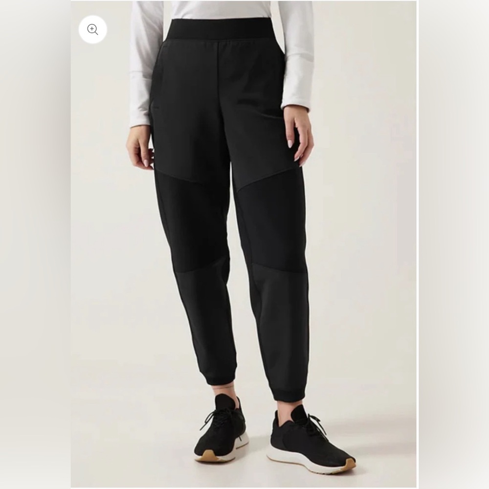 Athleta Black Jogger